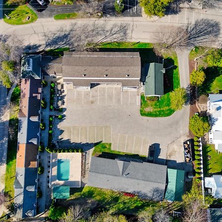 Spruce & Shore Motel Фиш Крийк Екстериор снимка
