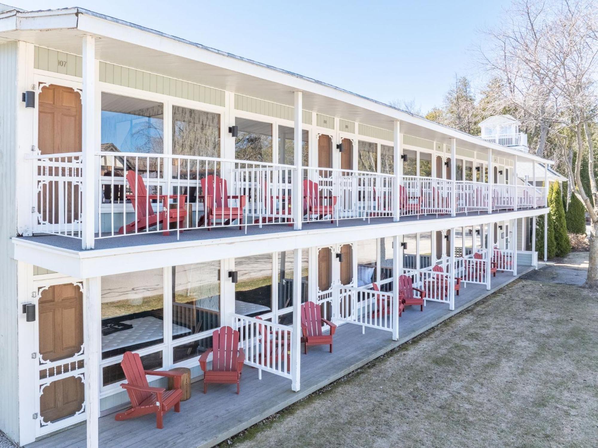 Spruce & Shore Motel Фиш Крийк Екстериор снимка
