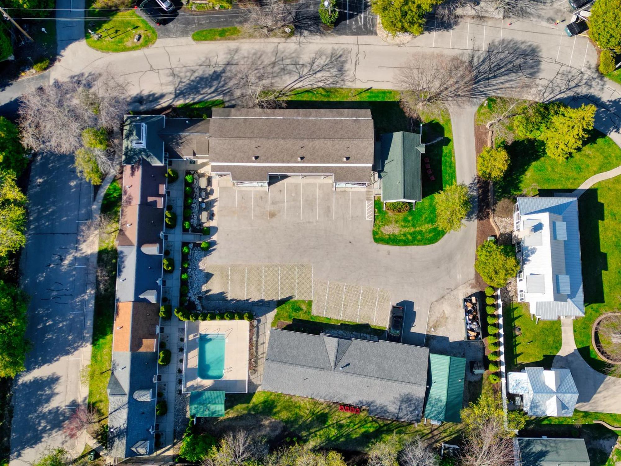 Spruce & Shore Motel Фиш Крийк Екстериор снимка