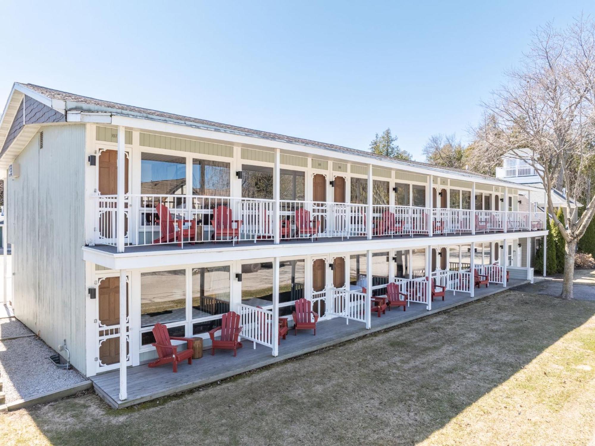 Spruce & Shore Motel Фиш Крийк Екстериор снимка