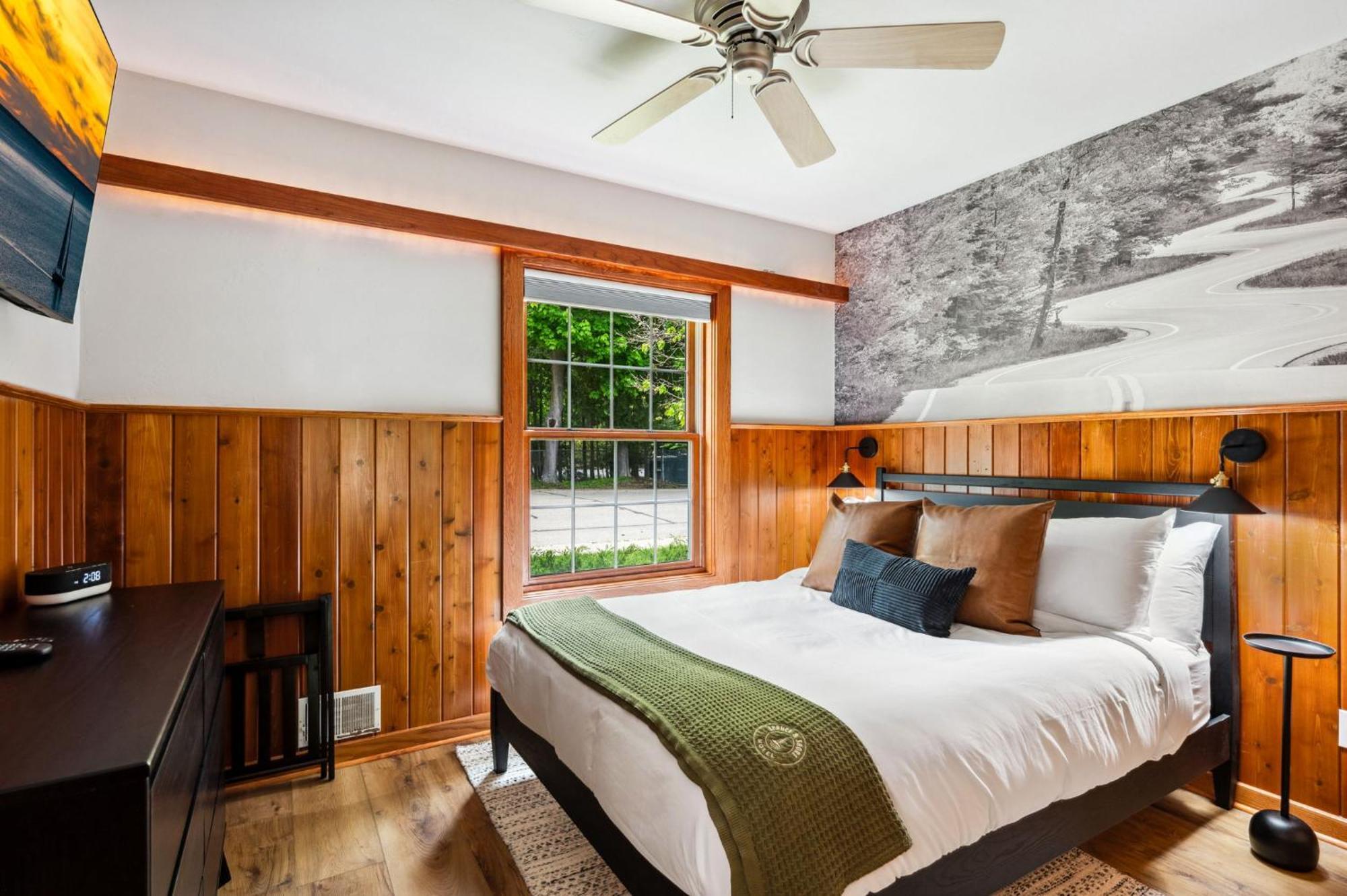 Spruce & Shore Motel Фиш Крийк Екстериор снимка